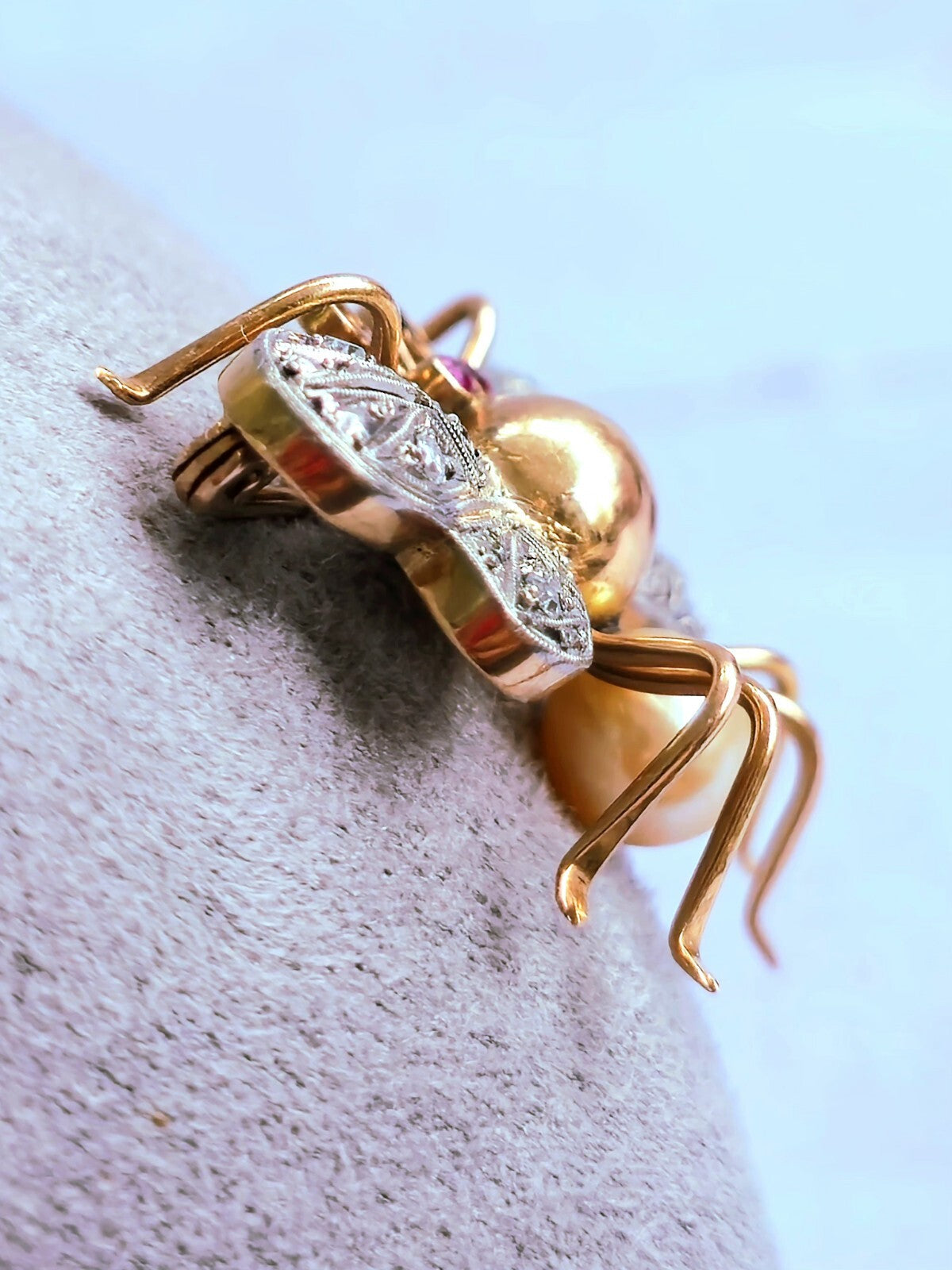 18K Rose Gold & Platinum Antique Victorian Diamonds Ruby & Pearl Bee Brooch Bug