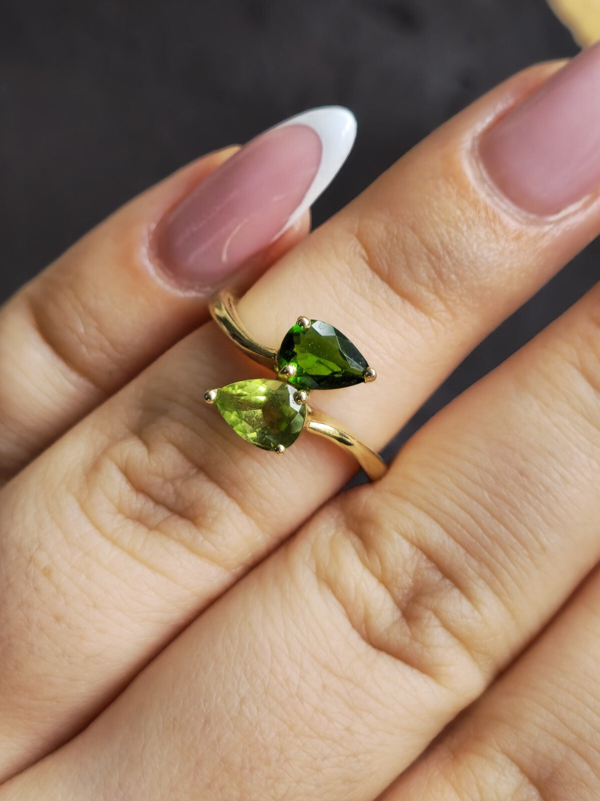 Cute 14ct Yellow Gold Two Peridots Ring Cross Ring Pear Shape Peridot size J+
