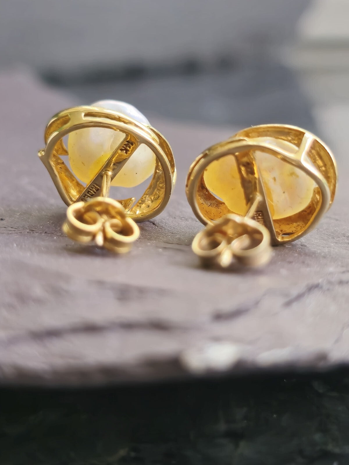 14K Yellow Gold Baroque Pearl Stud Earrings Hallmarked 3.6g Double Gallery