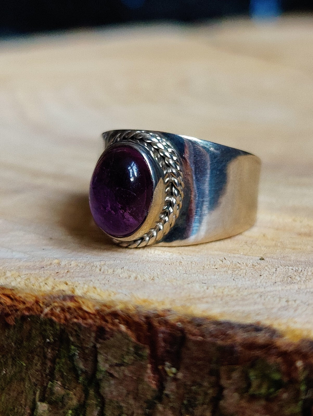 Vintage Sterling Silver Dress Coctail Ring with Cabochon Amethyst, size O