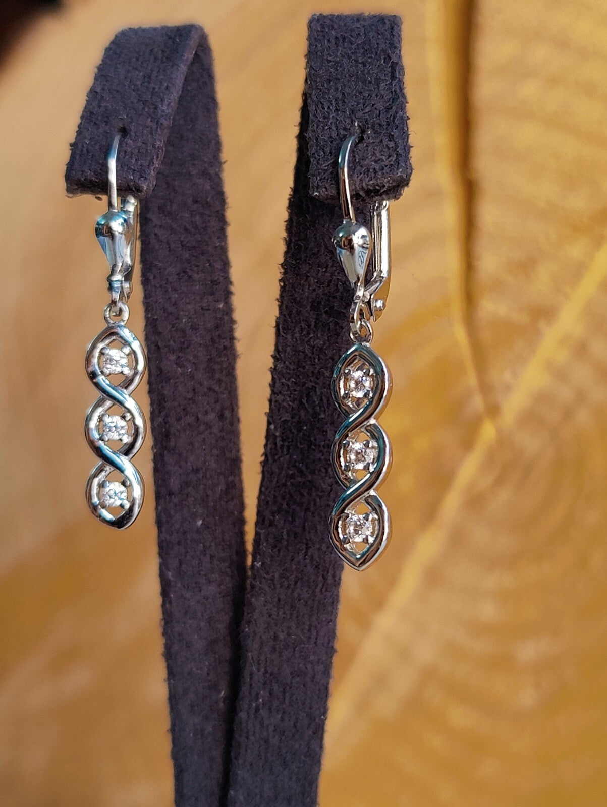 9ct White Gold triple Twist Drop Dangly Earrings with CZ Leverback Hallmarked