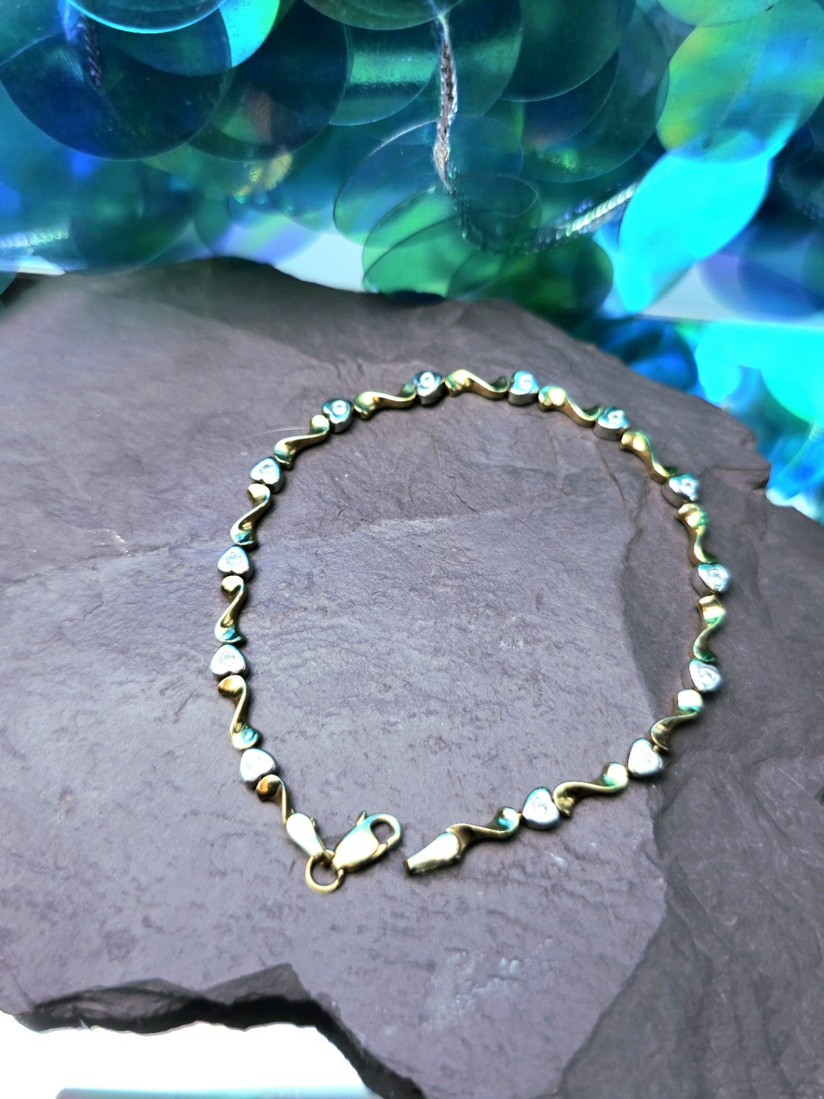 Elegant 9ct Yellow/White Heart Shape Chain BRACELET with Cubic Zirconia 5.4grams