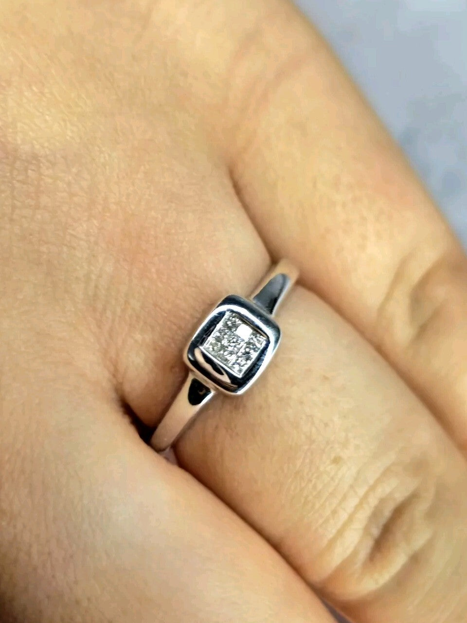 Solid 9ct White Gold Ladies Princess Cut Diamond Cluster Ring N+ 375 Hallmarked