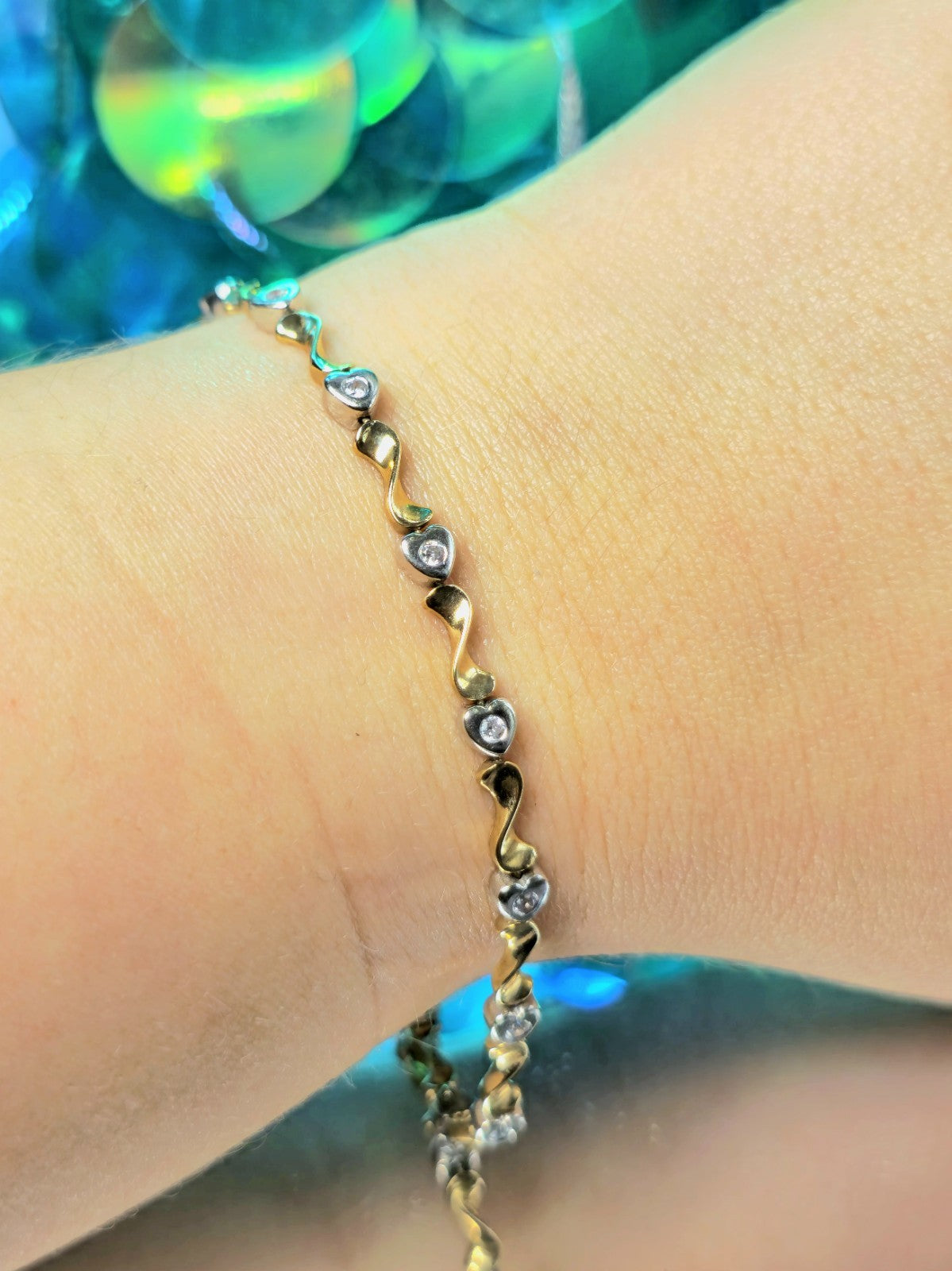 Elegant 9ct Yellow/White Heart Shape Chain BRACELET with Cubic Zirconia 5.4grams