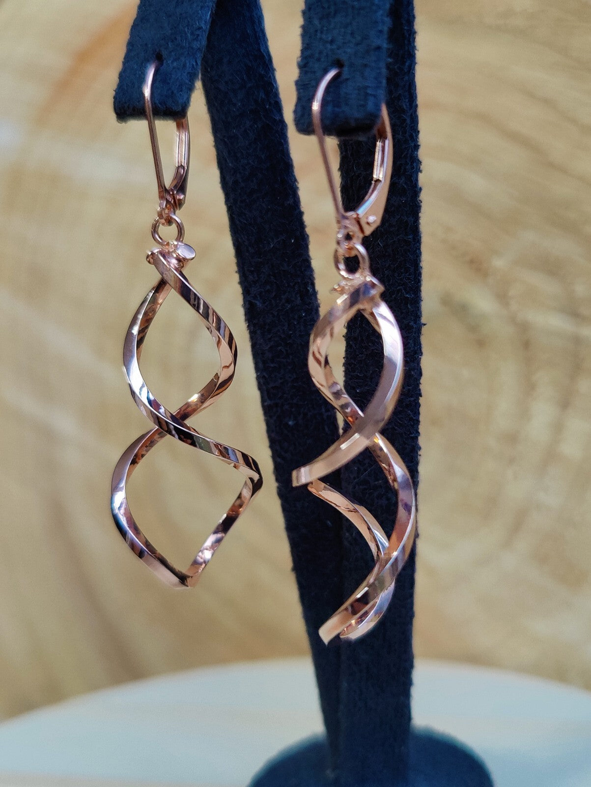 Solid 9ct Rose Gold  Twist Drop Earrings Leverback Clasp Hallmarked 375 Lovely