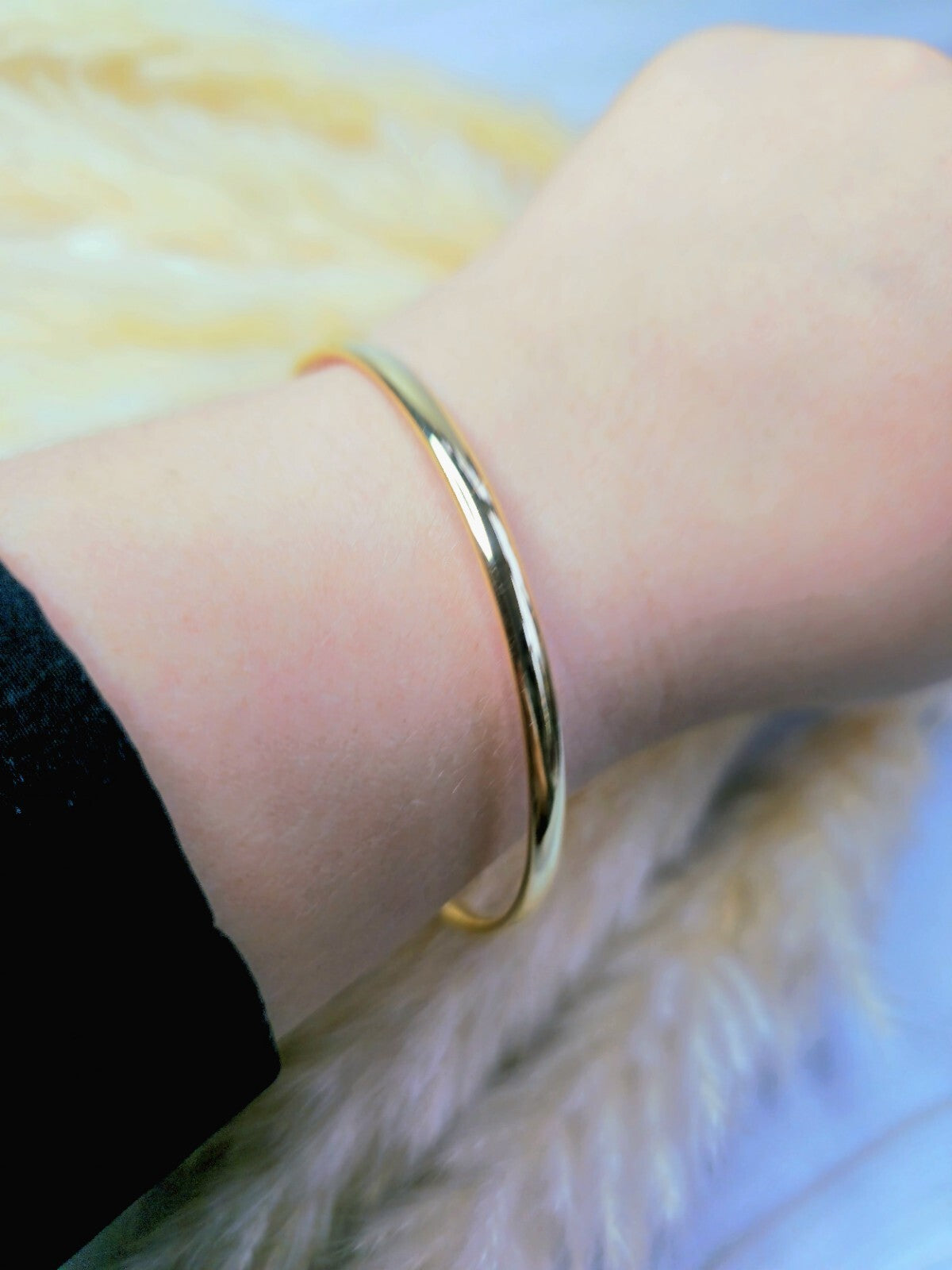 New 9ct Yellow Gold Round Bangle Stacking BRACELET Lovely 4mm 70mm diameter