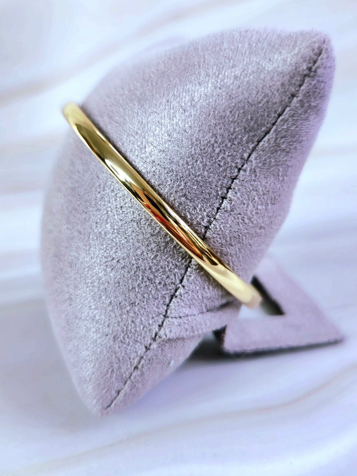 New 9ct Yellow Gold Round Bangle Stacking BRACELET Lovely 4mm 70mm diameter