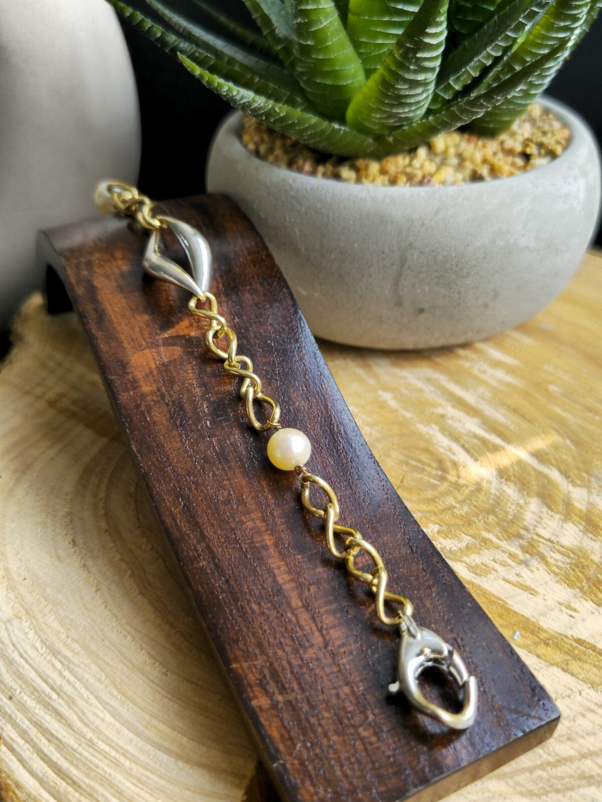 Solid 18k Yellow/White Gold Pearl Bracelet Hollow