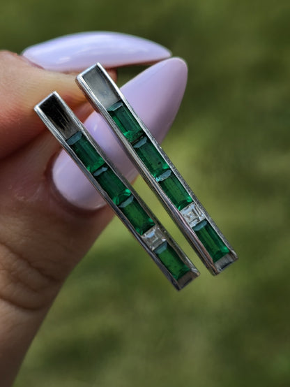 Solid 18K (750) White Gold Stud/Drop Earrings Long Green Stones 5.5grams