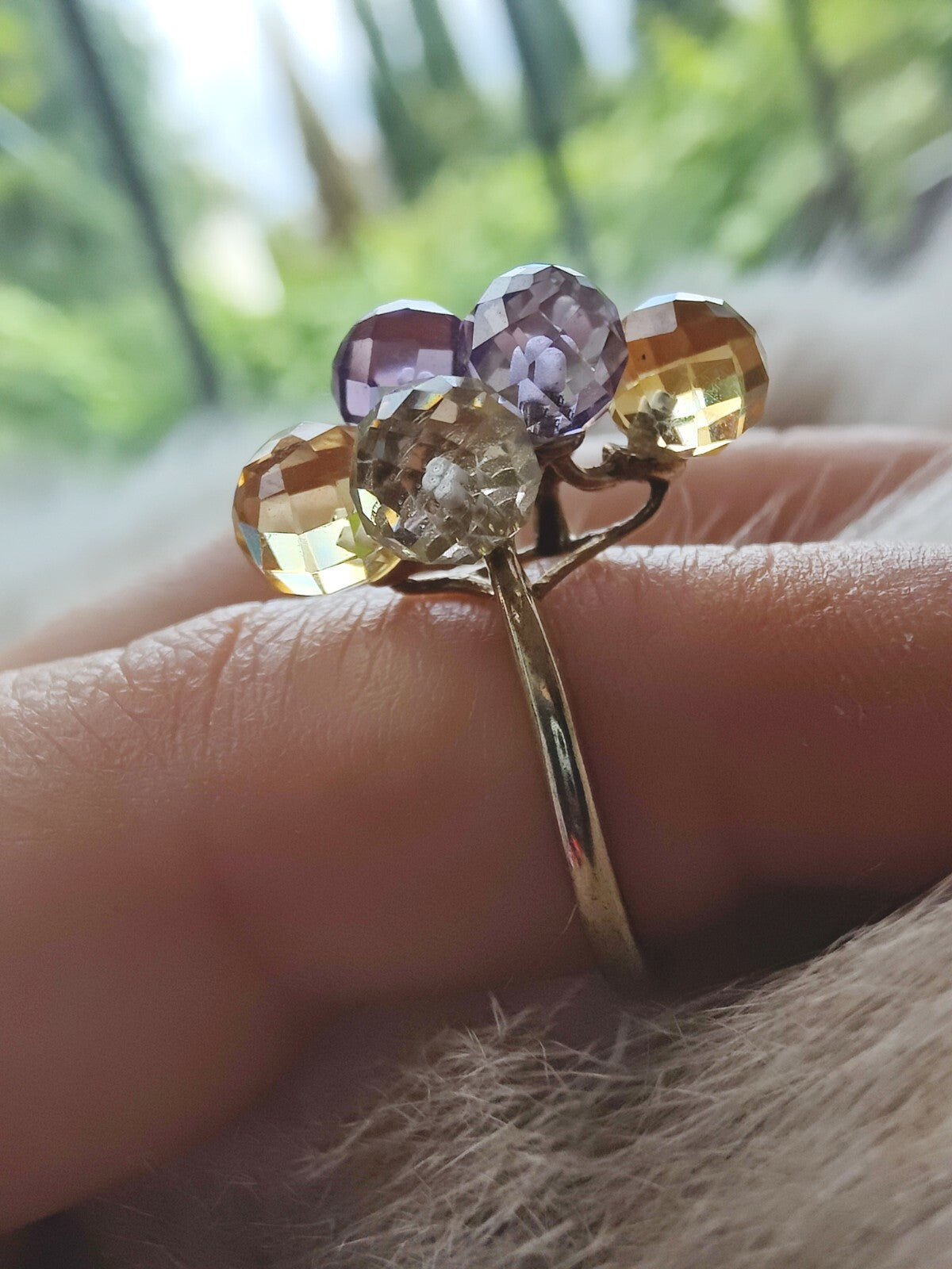 9ct Solid Yellow Gold Dress Ring size K with Citrines and Amethysts Very Unusual