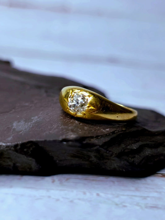 Victorian Solid 18k Yellow Gold Signet Ring Gypsy size Q+ Old Cut Diamond 0.50ct