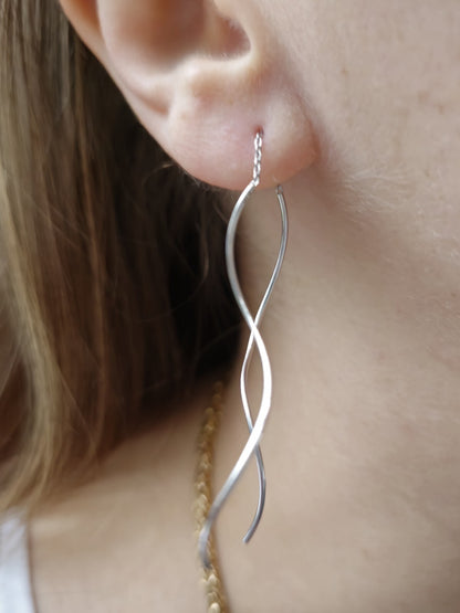 New 9ct White Gold Twist Drop Earrings DOUBLE Squiggle Pull Through Wavy Moving
