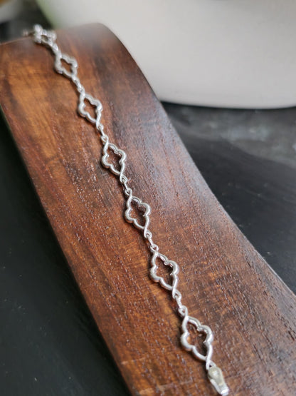 Lovely New Solid 9ct White Gold Chain Clover Motif BRACELET 7.5inch Hallmarked