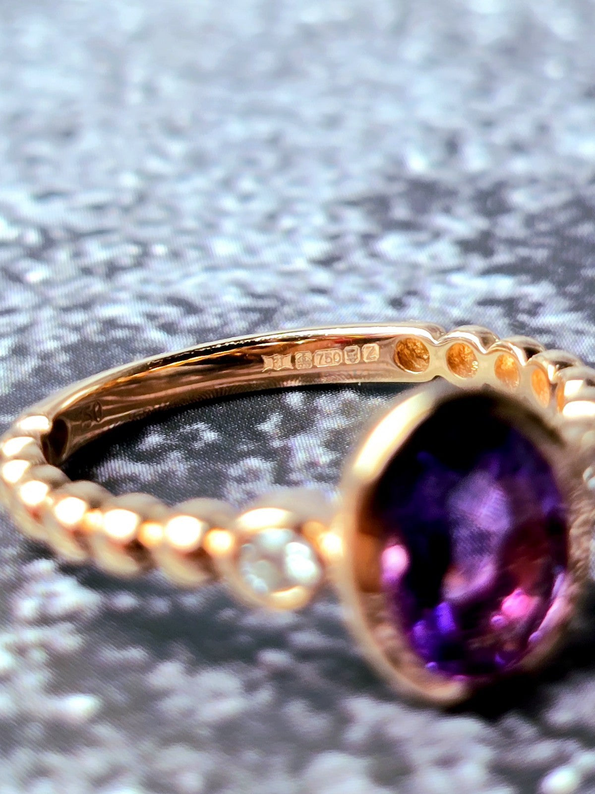New 18ct Rose Gold Oval Amethyst and Diamonds Ring Cocktail Dress Bead Band