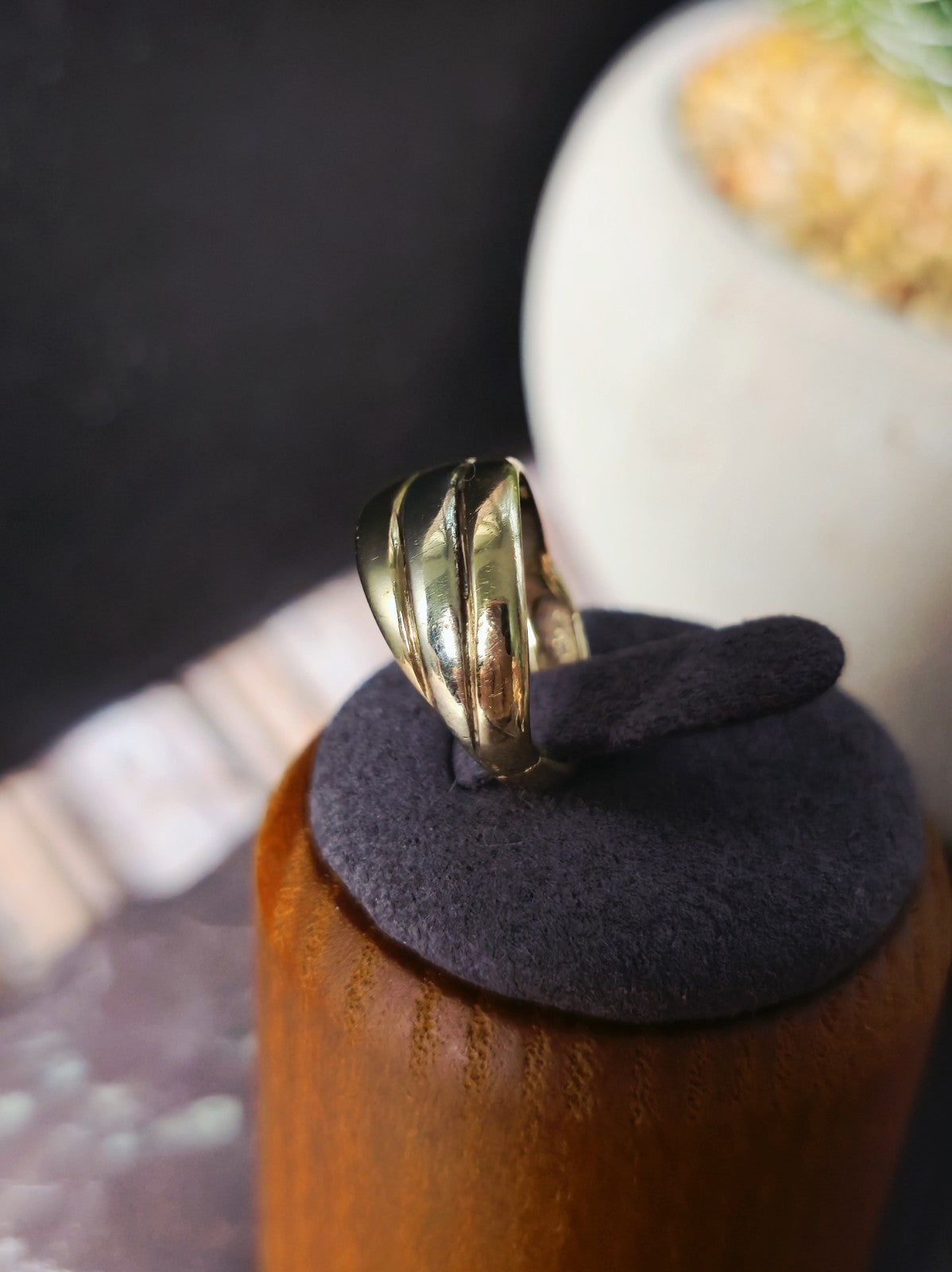 9ct Yellow Gold Ring Trinity Band Size H Pinky Finger Ring 3grams Hallmarked