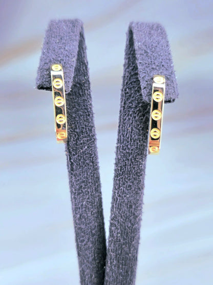 New 9ct Solid Yellow Gold Hoop Earrings Rectangular Hoops 20mm Small Screws