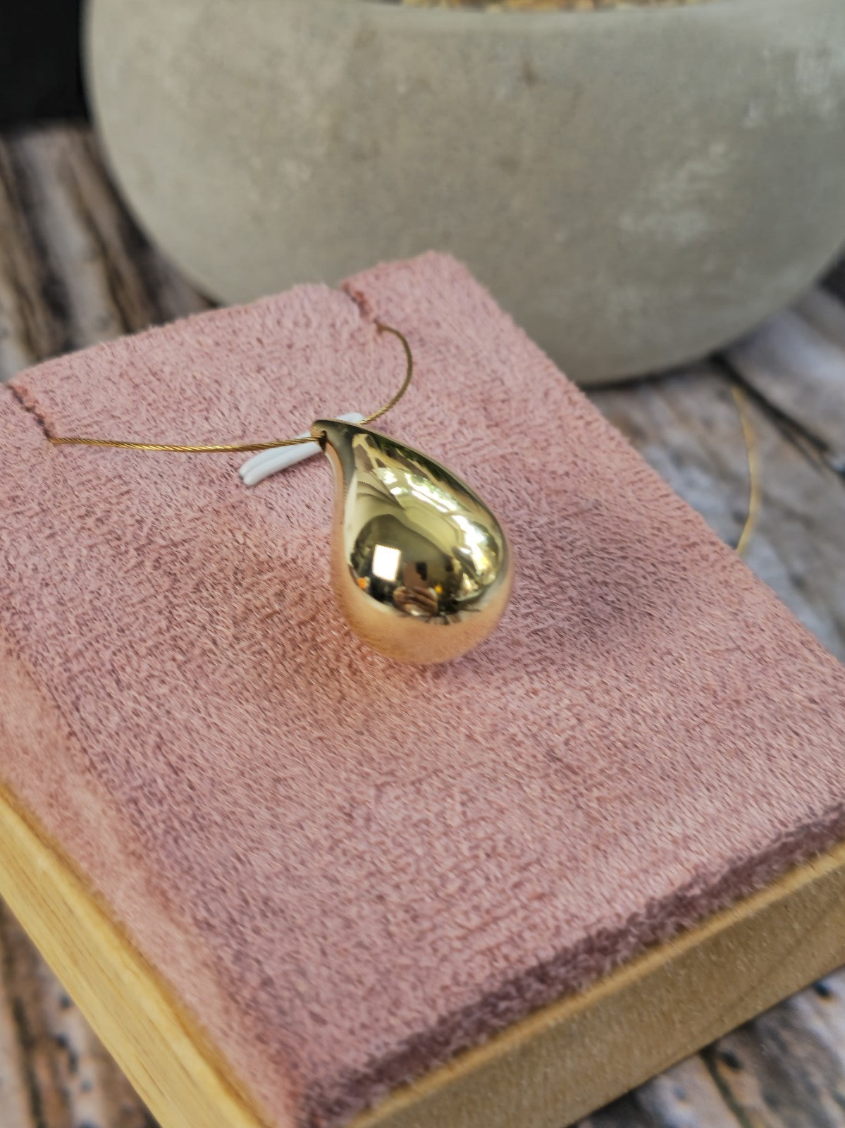 New 9k Yellow Gold Pendant Bottega Fashion Popped Teardrop with Hole Pear Shape