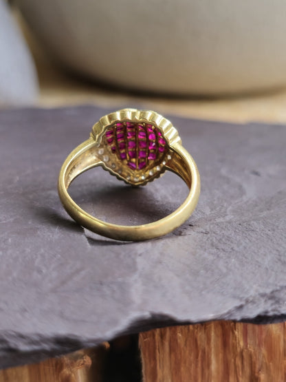 Stunning 14ct Yellow Gold Ruby Heart shape Diamond Halo Ring size M+ French Cut