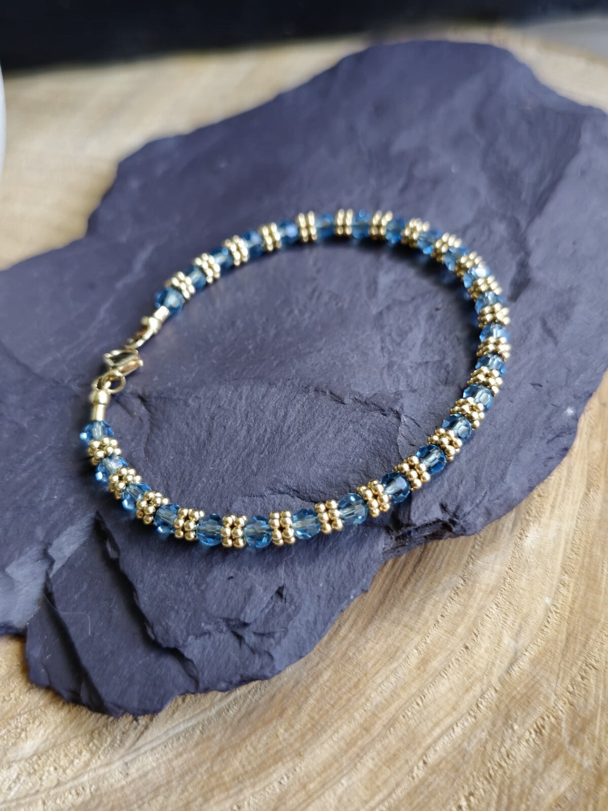 18k Yellow Gold And Blue Topaz Beaded Bracelet 8.5inch with Gold Bars Between