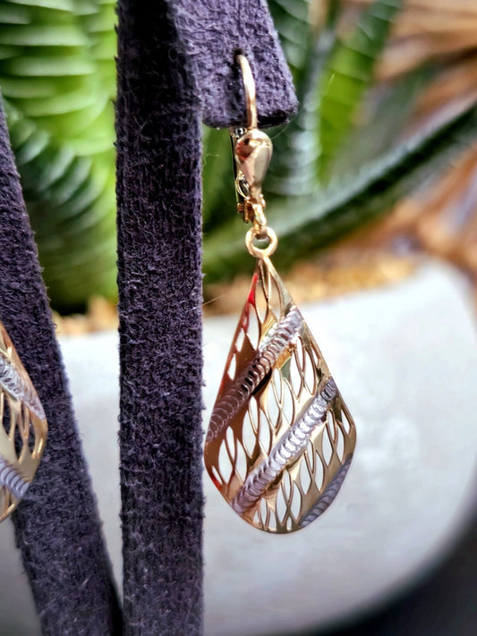New 9ct Yellow/White Gold Solid Drop Teardrop Earrings Lever back Pattern