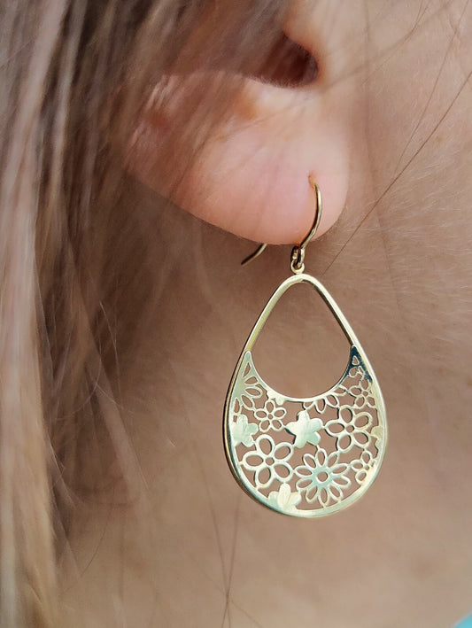 NEW 9ct Gold Yellow Gold Hook Decorative Earrings Flowers Pattern Hallmarked