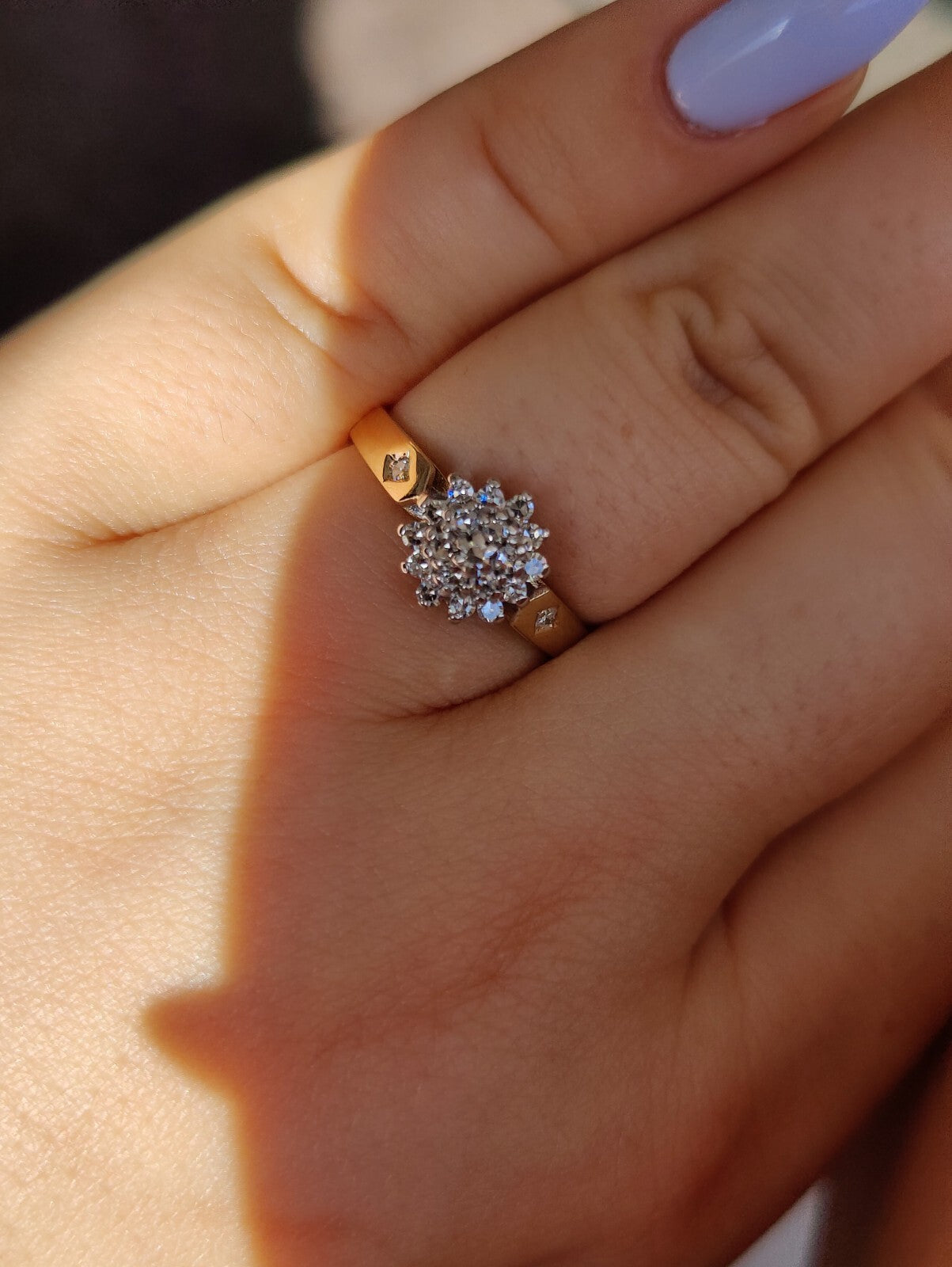 Solid 9ct Yellow Gold Ladies Diamond Cluster Ring Size M+ 375 Hallmarked 