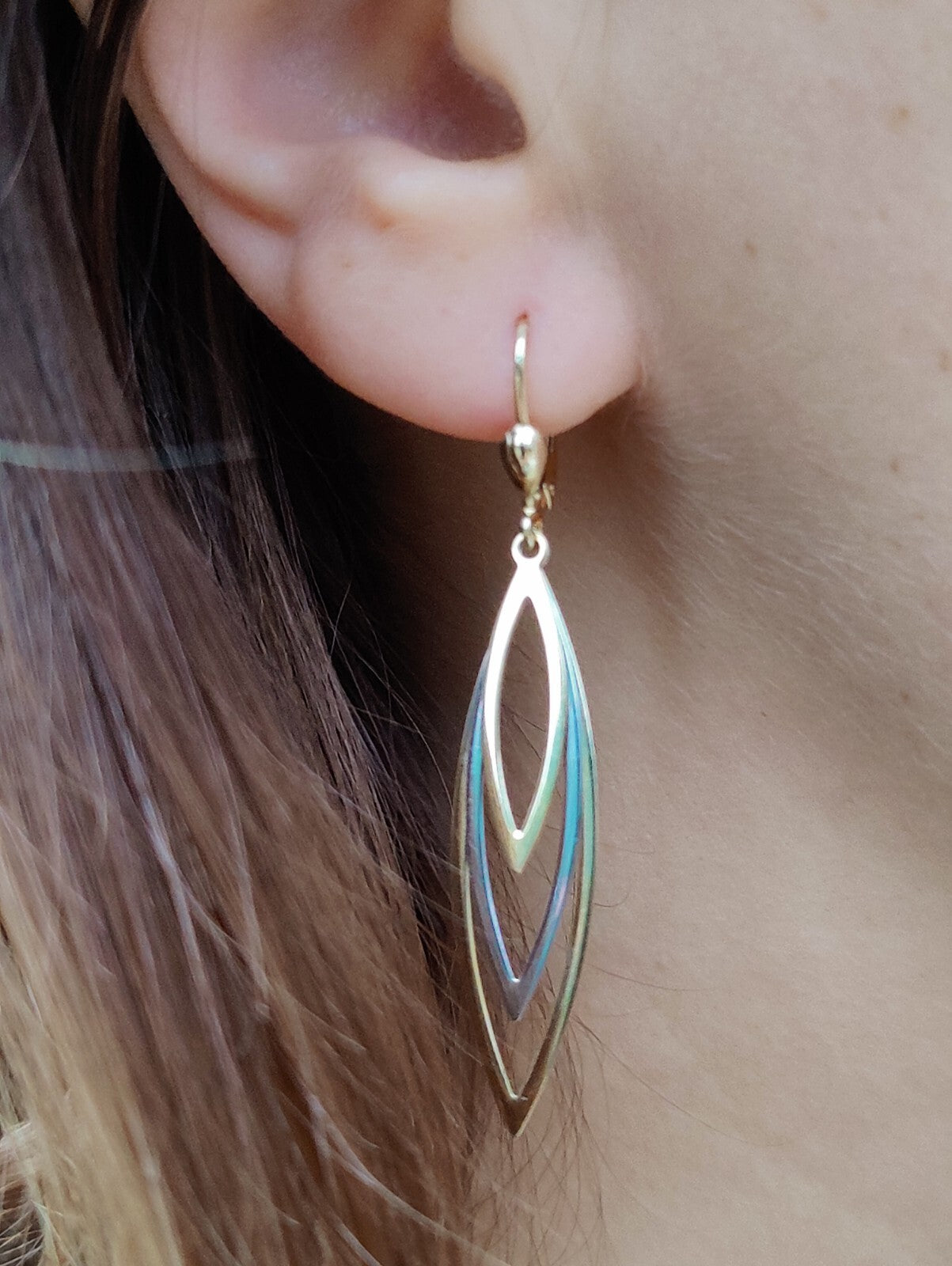 NEW Solid Drop Dangling Earrings 9ct Yellow Gold Leverback Hallmarked Leaf