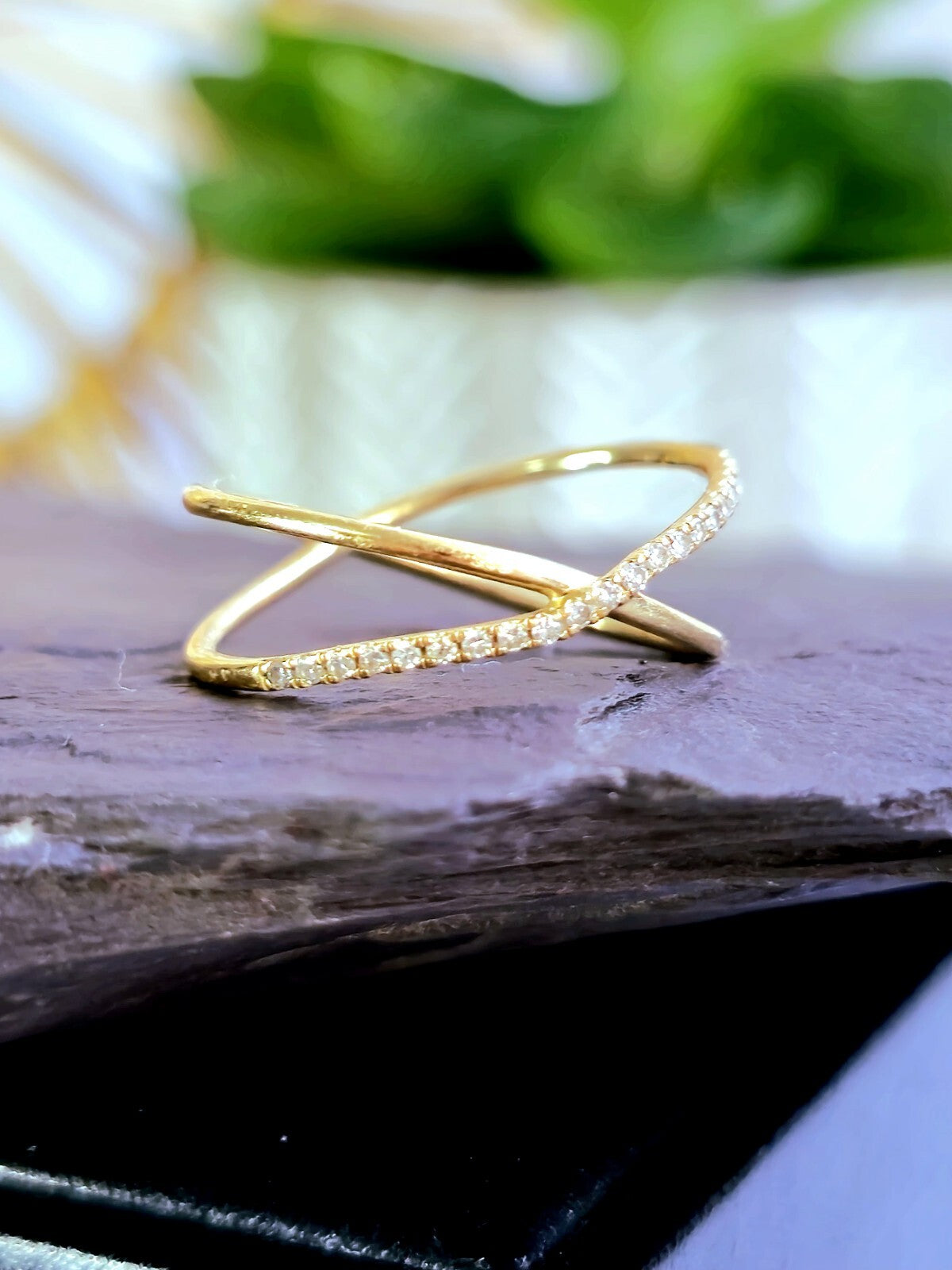 9ct Yellow Gold X Shape Ring Cross With Diamonds Size P Half Eternity Fashion