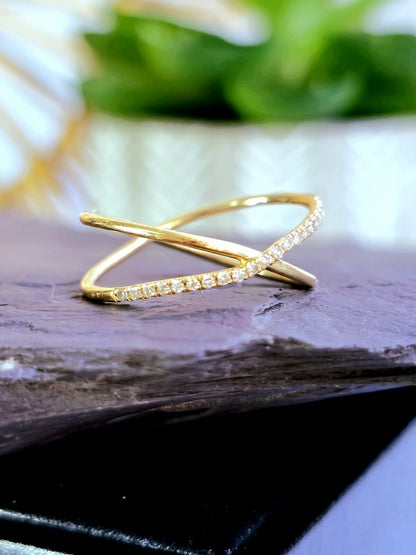 9ct Yellow Gold X Shape Ring Cross With Diamonds Size P Half Eternity Fashion