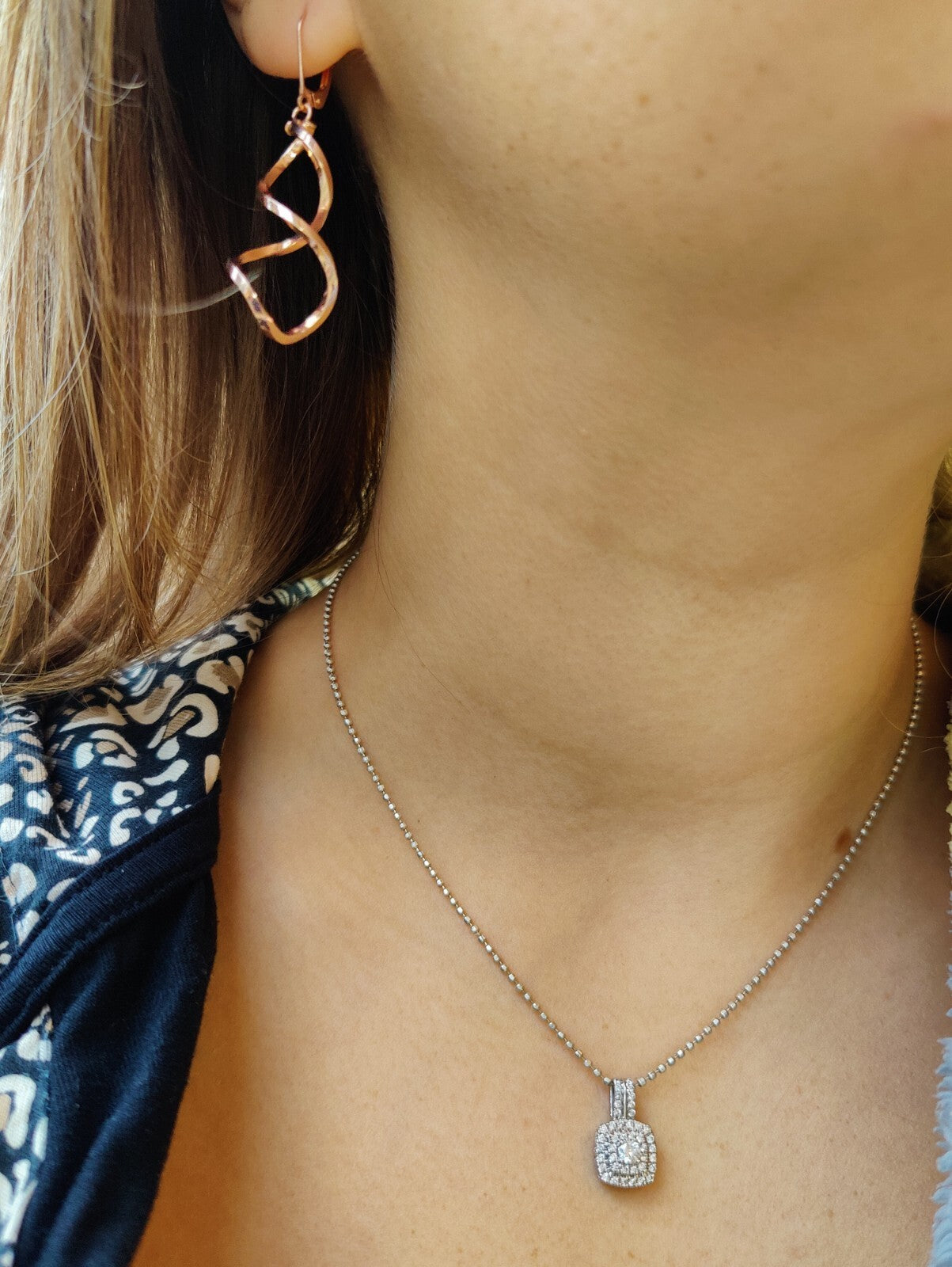 Solid 9ct Rose Gold  Twist Drop Earrings Leverback Clasp Hallmarked 375 Lovely