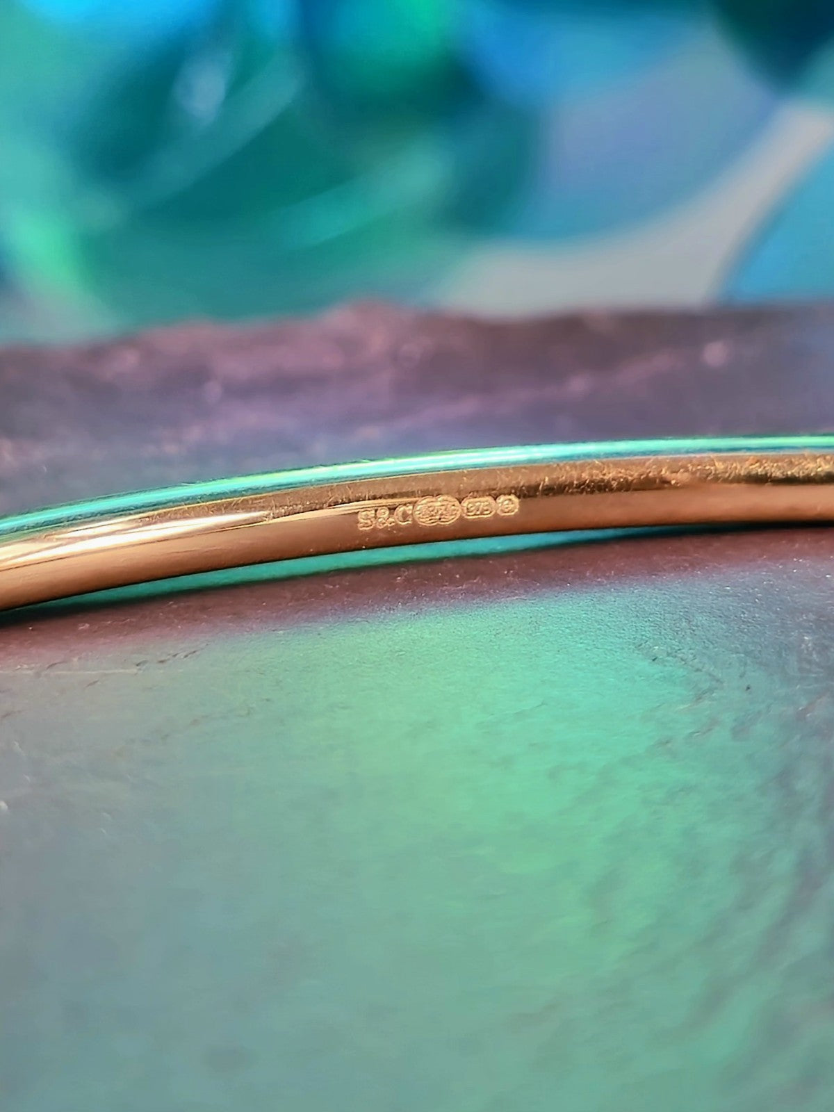 Solid 9ct Yellow Gold TORQUE BANGLE BALL Open Split BRACELET Bottom Hallmaked