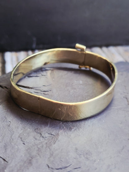 9ct Yellow Gold Chunky Flat Square Plain Bangle Stacking BRACELET 10mm Wide