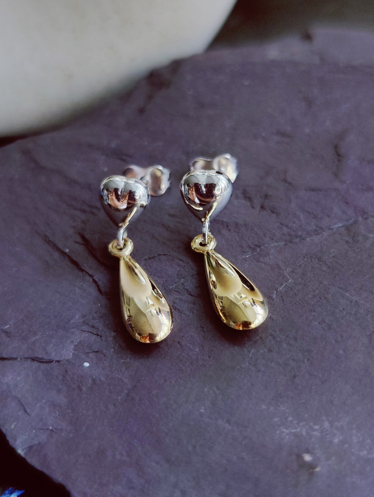 9ct Solid Yellow/White Gold Drop Earrings Studs Heart Hollow 24mm Long