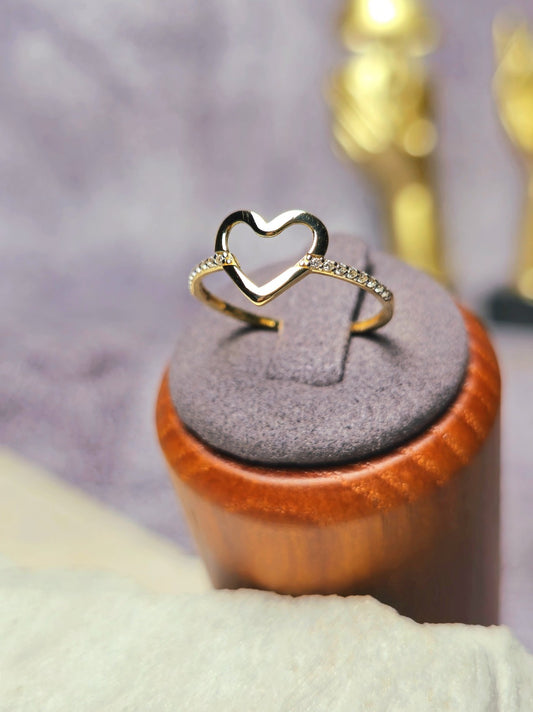 New 9ct Yellow Gold Open Heart Shape Ring with C/Z Half Eternity SIZE: P