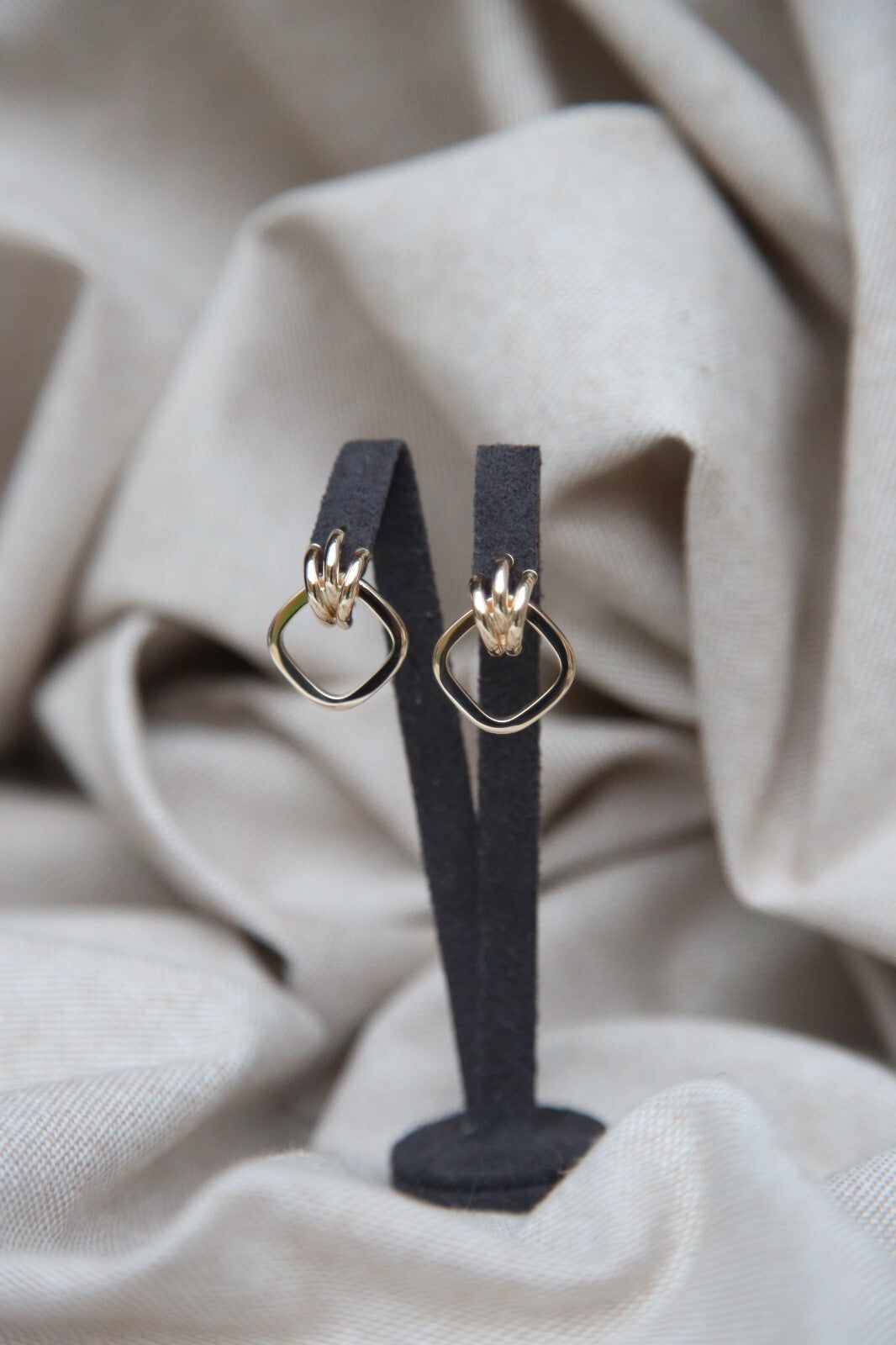 New Solid 9ct Yellow Gold Earrings Studs Knot Omega Clasp Hallmarked