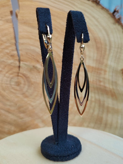 NEW Solid Drop Dangling Earrings 9ct Yellow Gold Leverback Hallmarked Leaf