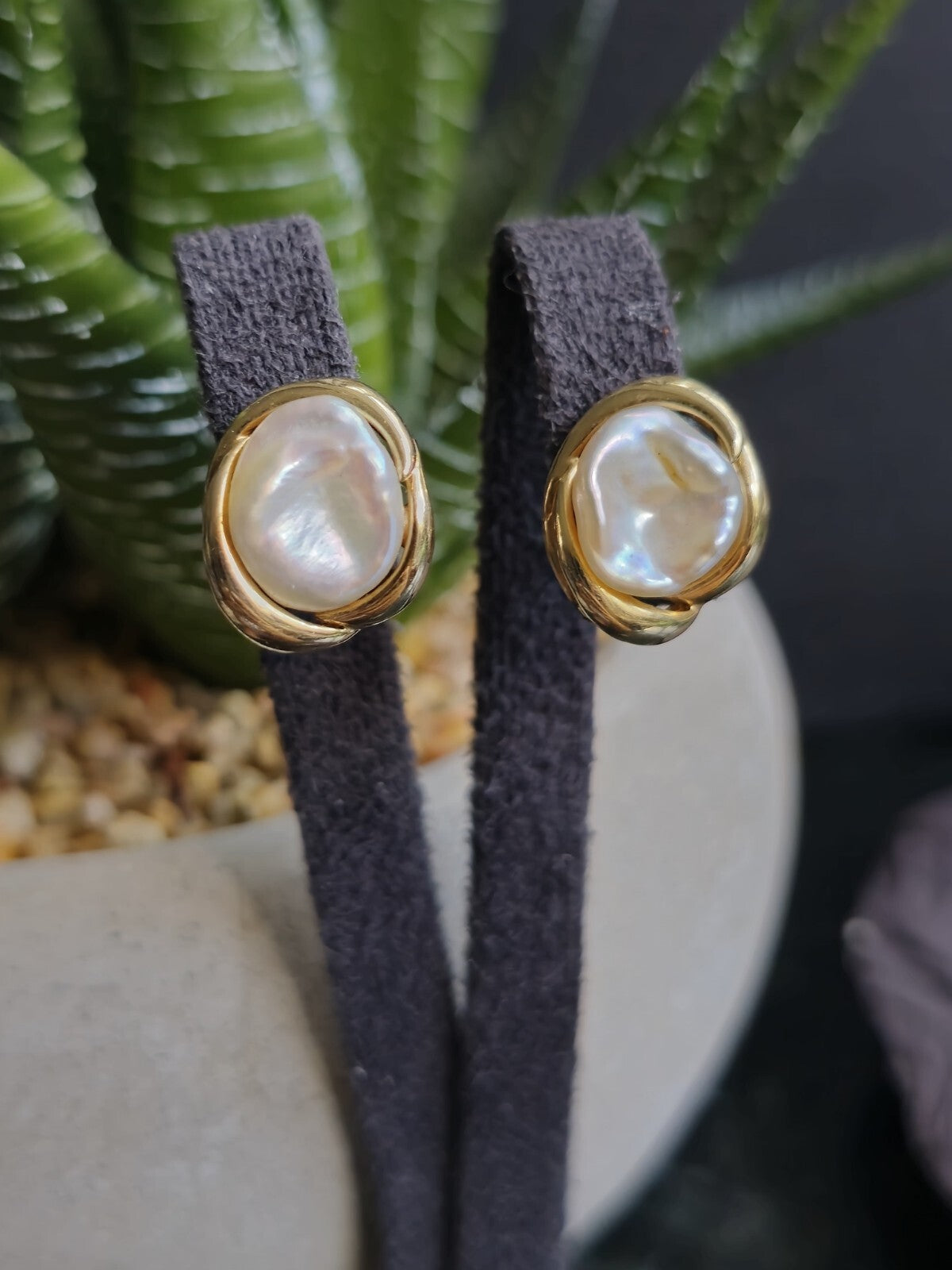 14K Yellow Gold Baroque Pearl Stud Earrings Hallmarked 3.6g Double Gallery