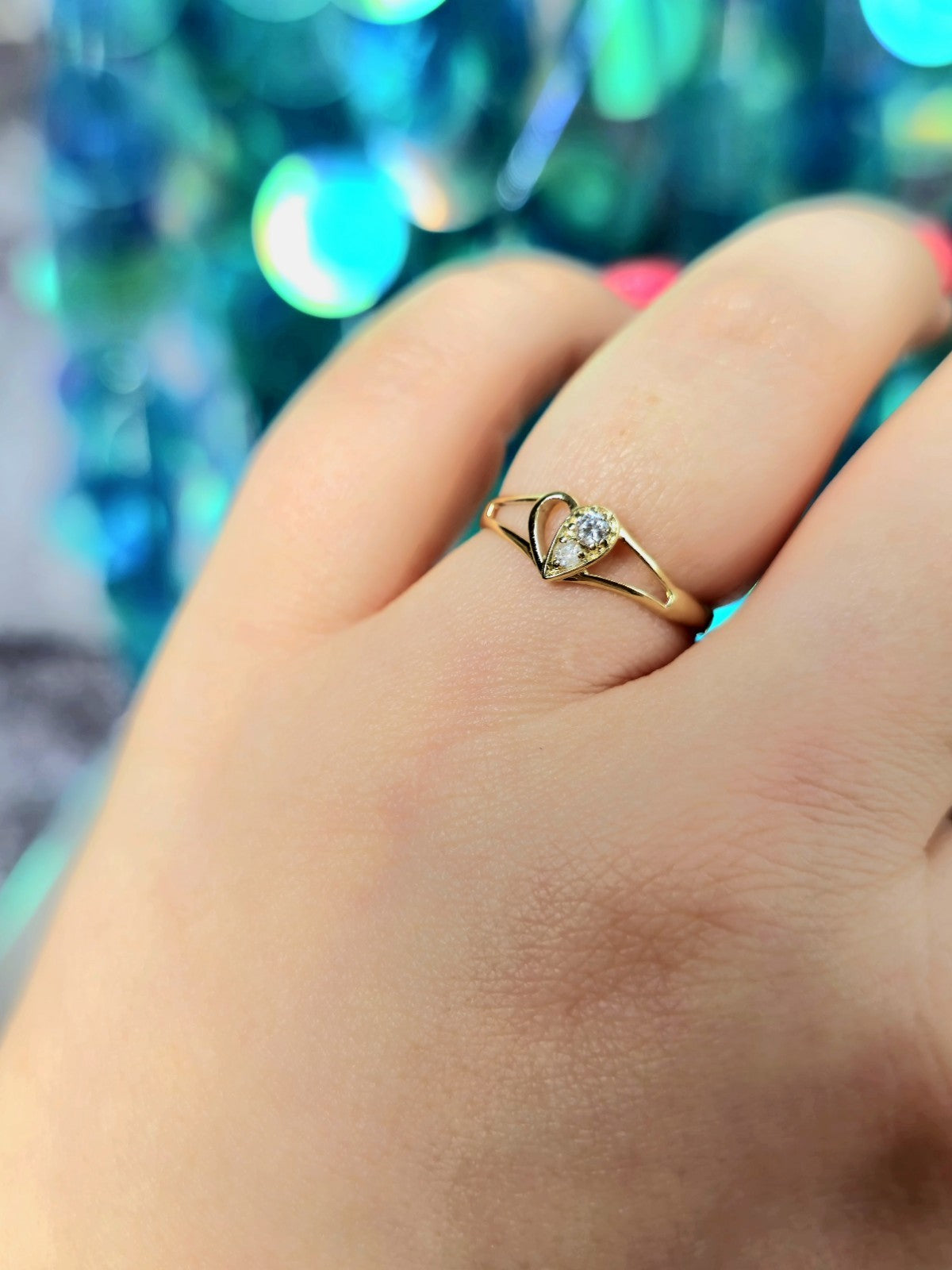 9ct Yellow Gold Heart shape Ring With Diamonds Size N Hallmarked See Through