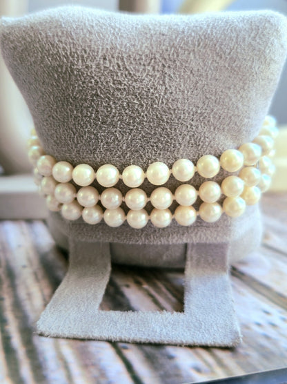 Vintage 14K White Gold and Sapphire Pearl Bracelet 3 Row Triple String 585