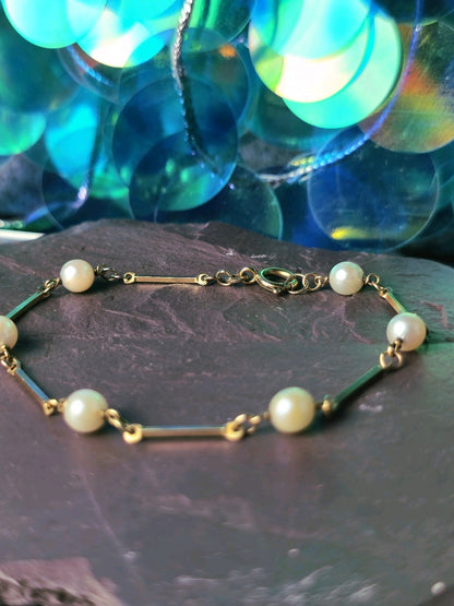 Vintage 8K Yellow Gold Pearl  Bar Bracelet 18.5cm Long Hallmarked (333) 3grams