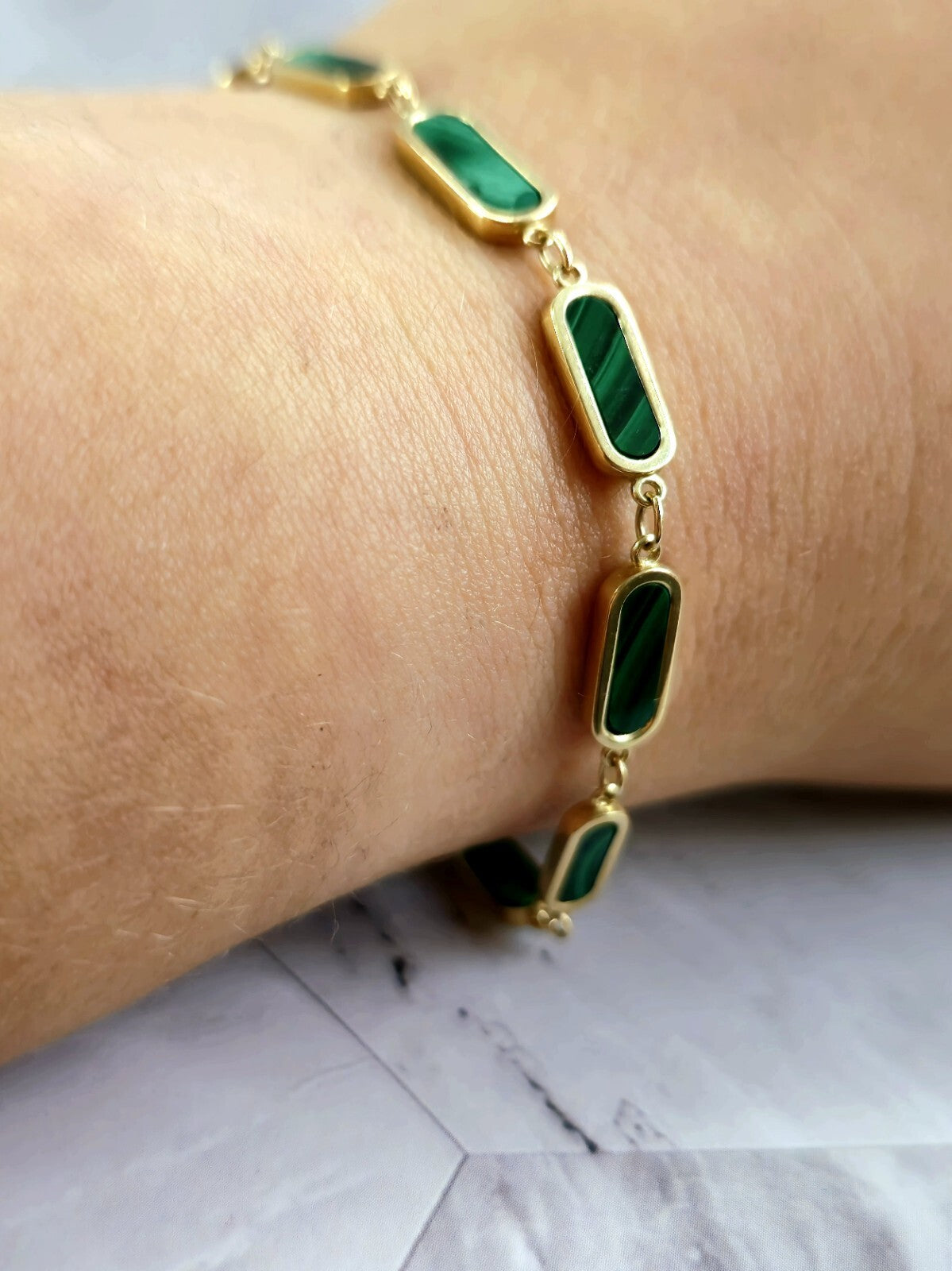 New Solid 9k Yellow Gold And Malachite Bracelet 7.5inch Hallmarked Lovely