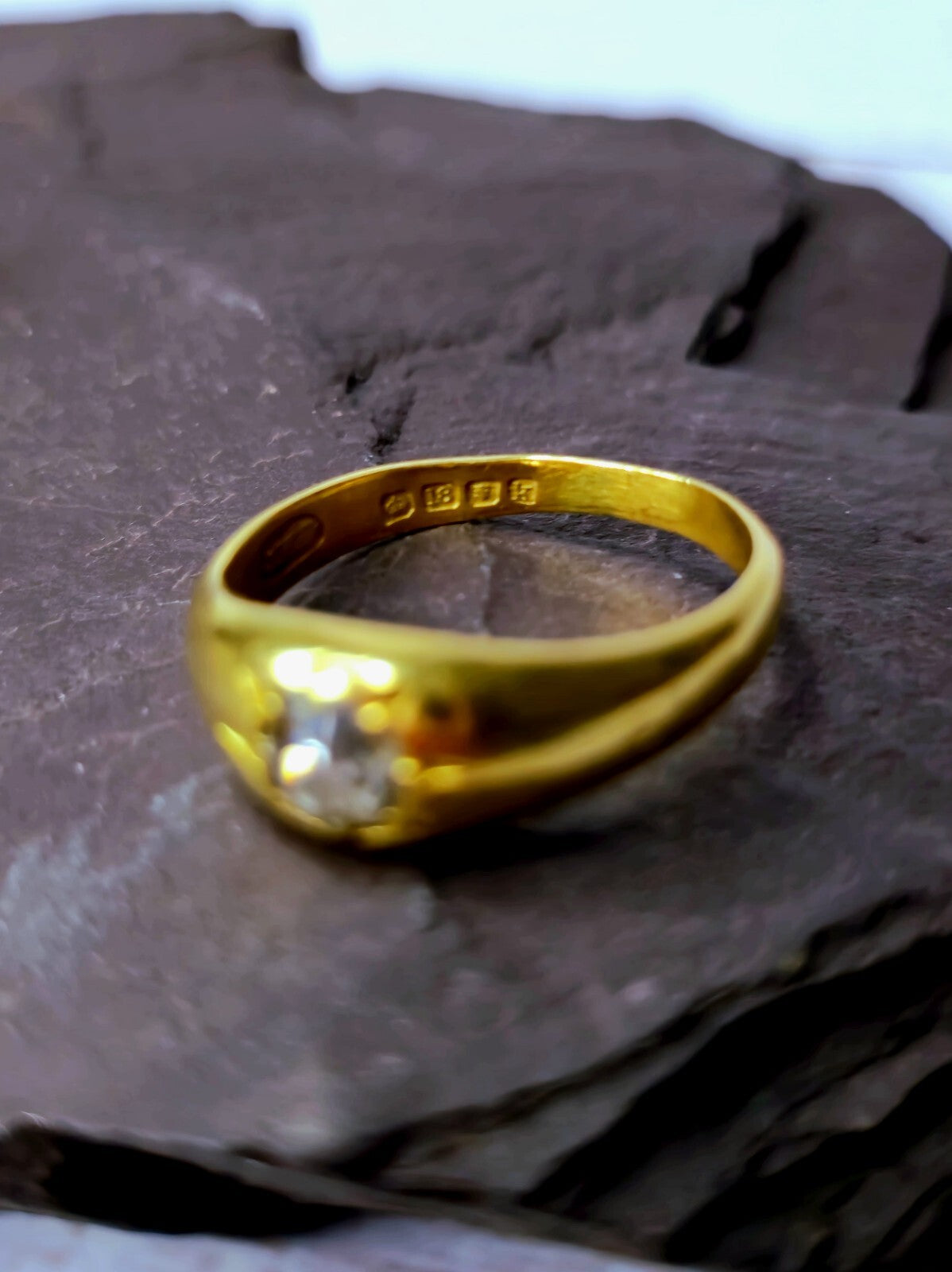 Victorian Solid 18k Yellow Gold Signet Ring Gypsy size Q+ Old Cut Diamond 0.50ct