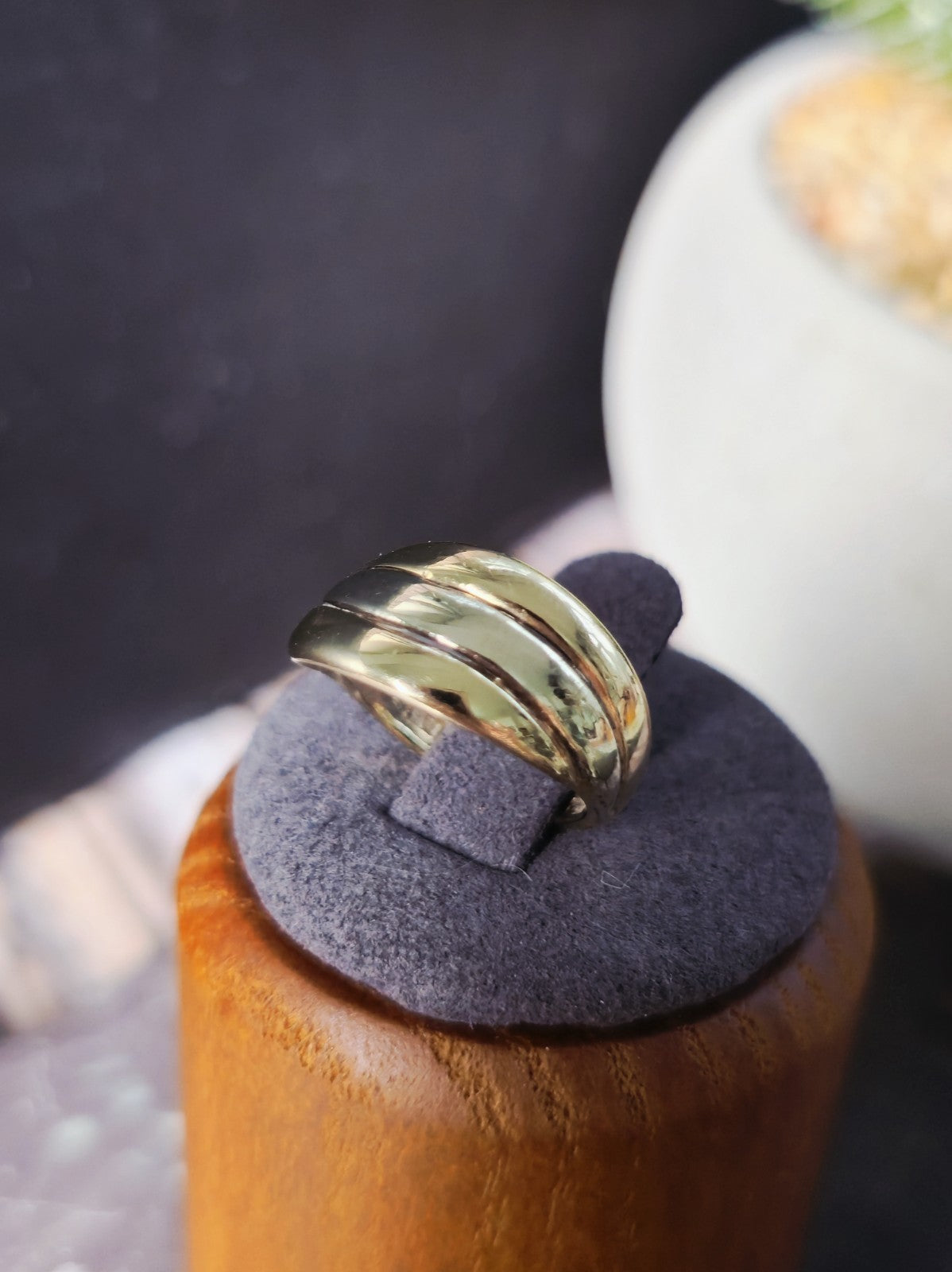 9ct Yellow Gold Ring Trinity Band Size H Pinky Finger Ring 3grams Hallmarked