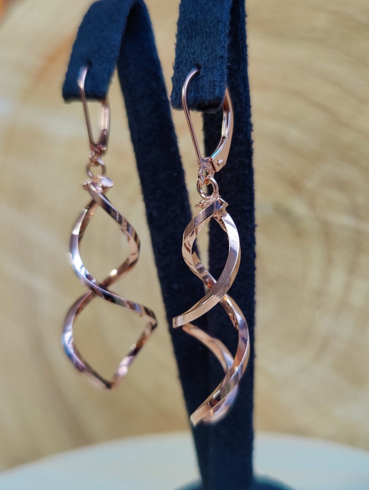 Solid 9ct Rose Gold  Twist Drop Earrings Leverback Clasp Hallmarked 375 Lovely