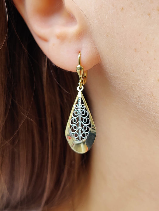 New Solid Drop Dangly Earrings 9ct Yellow Gold Leverback Hallmarked Leaf Pattern