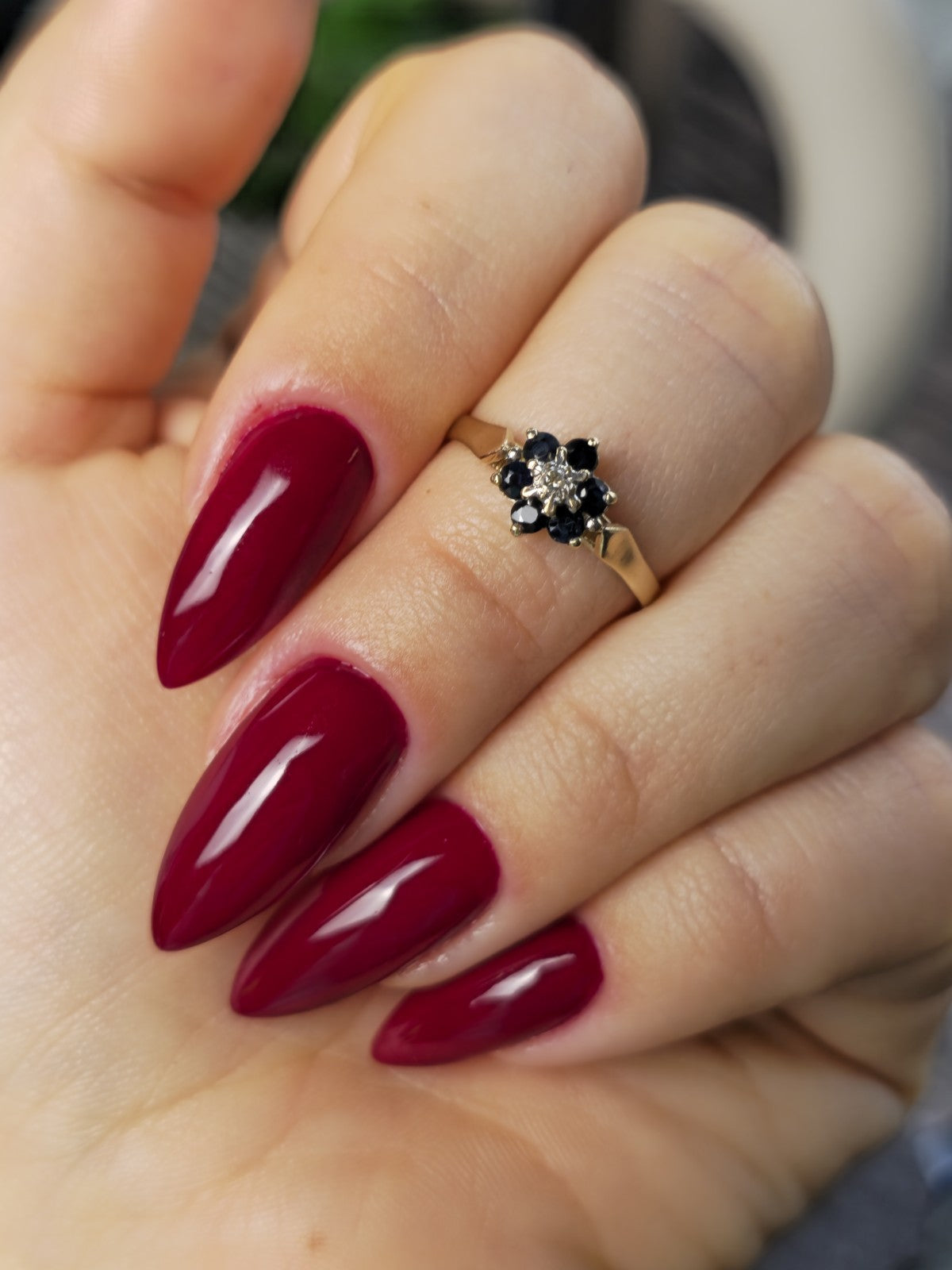 Stunning Cute 9ct Yellow Gold Sapphire/Diamond Flower Ring  size L+ Hallmarked