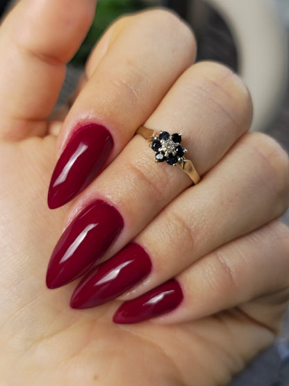 Stunning Cute 9ct Yellow Gold Sapphire/Diamond Flower Ring  size L+ Hallmarked