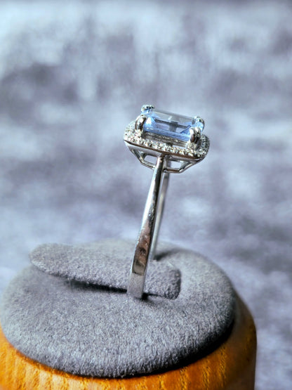 Stunning 9ct White Gold Aquamarine Diamond Halo Dress Ring Cocktail size P