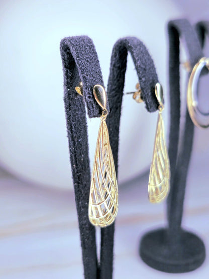 New Solid 9ct Yellow/White Gold Drop Earrings Butterfly Dangling 35mm 3D Pear