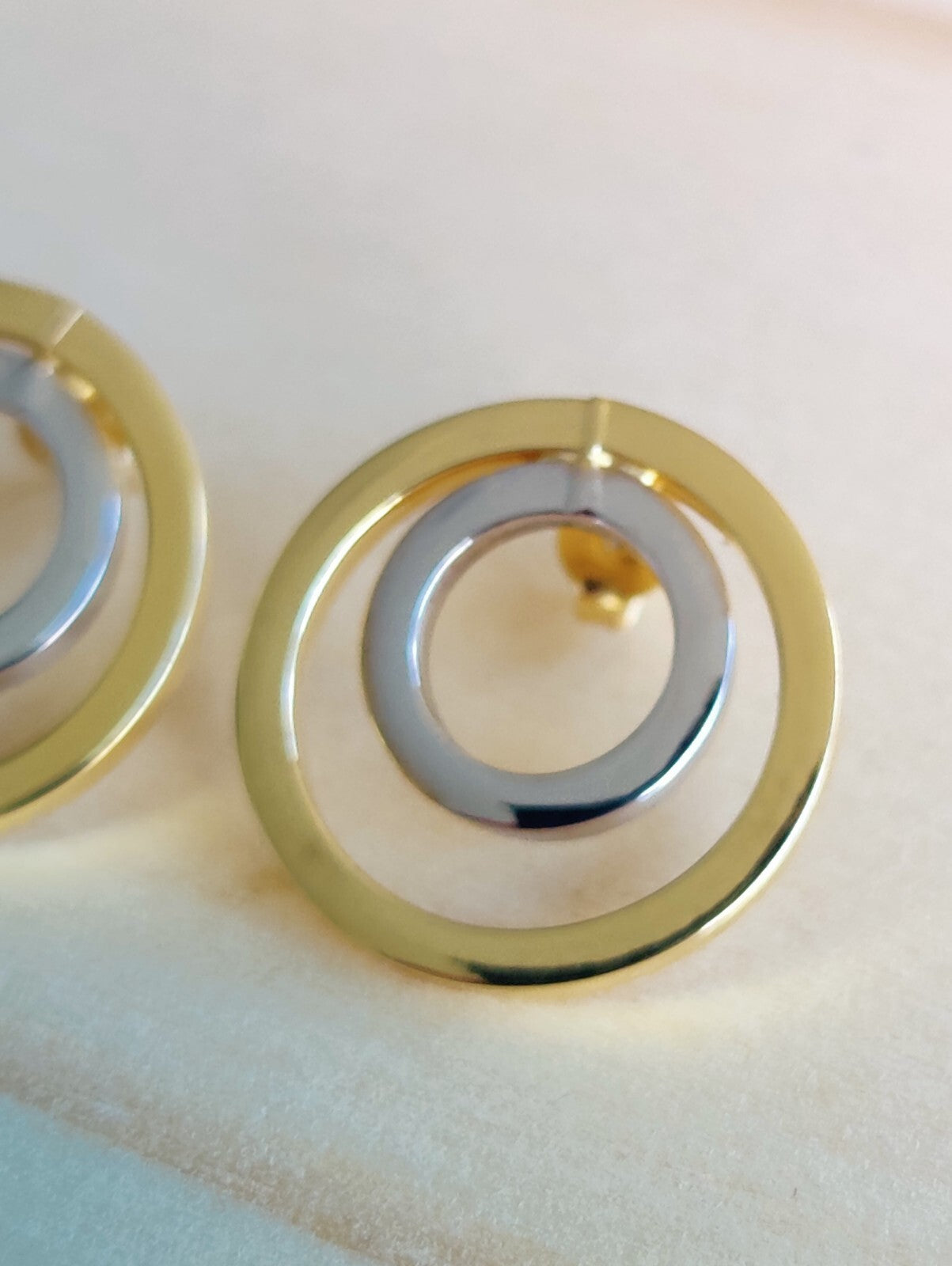 Solid 9ct Yellow White Gold Double Circle Earrings Studs New 2 grams Butterflys